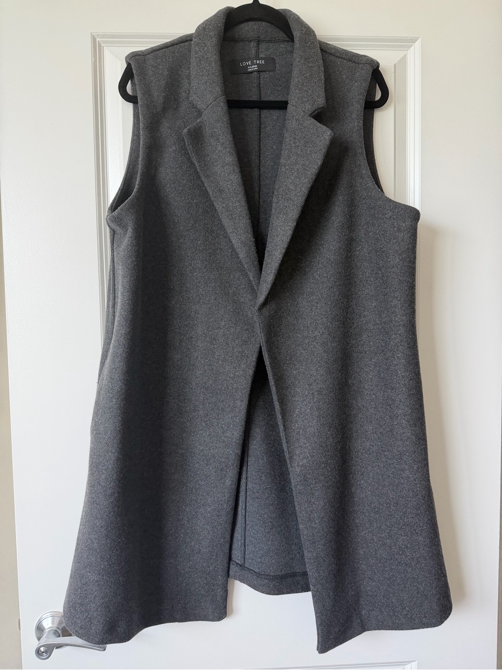 Sleeveless Duster Vest in Gray